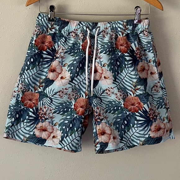 Franks Maui Sky Swim Trunks Size Large - Picture 12 of 12